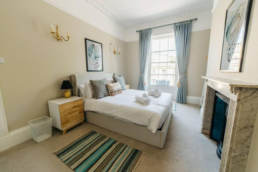 Luxury, Central, Sun-Filled 3 Bed Haven In Bath Exterior photo